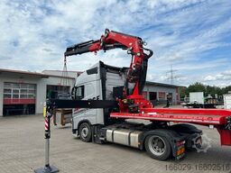  Wiese Stufensattel Tieflader mit Kran Fassi F545