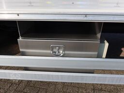 Heiwo TGM 15.290 Trekker + Heiwo city trailer geïsole...