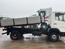 Mercedes-Benz SK 814 (MANUAL PUMP / POMPE MANUELLE / LAMES / ...