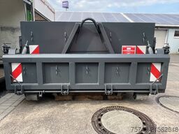 ungesetzt Abrollcontainer City 2.0-2.3 x 3.8-4.0m Stapel