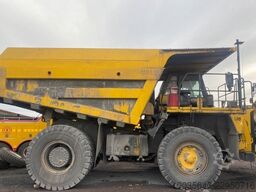Komatsu HD405-7