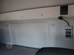 DAF CF 410 Bak+Klep Dhollandia 2.000 kg Slaapcabine