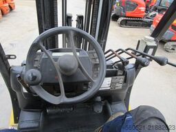 Yale 3T - Triplex-Freihub 4,9m + ZINKENVERSTELLER