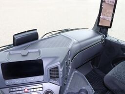 Mercedes-Benz eActros 400 L