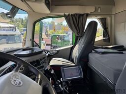 VOLVO FH-460 8x4 Mobas 25T