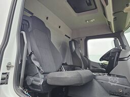 MERCEDES-BENZ ANTOS 2532 6X2 STEER AXLE, MACHINE TRANSPORTER,...