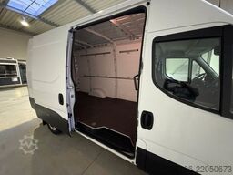IVECO Daily 35S16 Kastenwagen *Klima*2 stück auf Lager