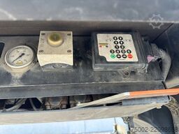 Broshuis 3ABSD Lowloader 3-axle / GVW: 53.000kg / Neck: ...