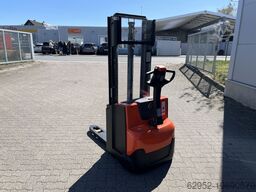 Toyota SWE 120, 910 h!