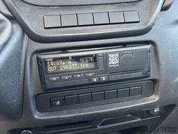 Iveco Daily 40C17 3.0 Hi Matic / BE Trekker / 296 dkm...