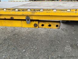 Krone BDF 7,45m Lochleiste Teleskopstützen