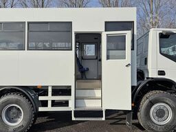Iveco EuroCargo 150 E25WS Midi Bus (2 units)