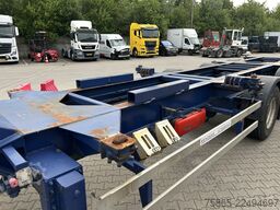 Renders ROC 16.30 / Container Chassis / X-Steering / AP...