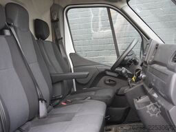 Renault Master 2.3 dCi 150PK L2H2 - Airco - Navi - Crui...