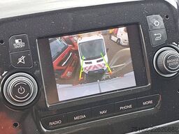 PEUGEOT BOXER 2.2 L2H2 Imperiaal Navi