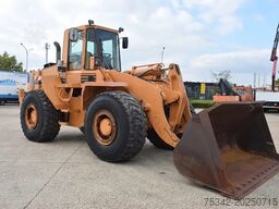 Case 821B