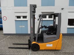 Jungheinrich EFG 215 - Triplex - Baujahr 2022