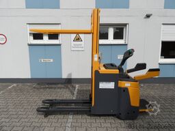 Jungheinrich ERD 220 - NEUE Batterie - Plattform klappbar