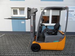 Jungheinrich EFG 115 - Triplex - NEUE Batterie - aufgearbeitet