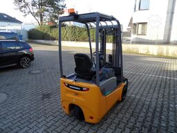 Jungheinrich EFG 115 - Triplex - NEUE Batterie - aufgearbeitet