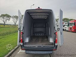 MERCEDES-BENZ SPRINTER 317 L2H2 Automaat Mbux