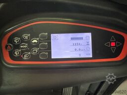 LINDE P 80 * DEMO !! NEW battery !!