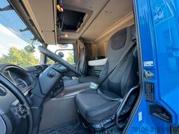DAF CF 440 mit Ladekran HMF 2120K4