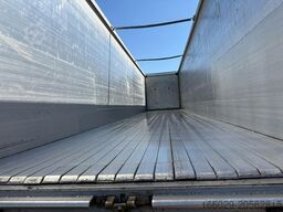 KNAPEN K100 Schubboden 92m³ 10 mm Boden, top Zustand