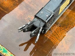 MERCEDES-BENZ Actros 3348 6x6 Kipper mit HIAB 1300RS 83
