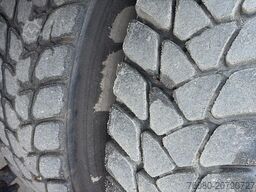 Renault Kerax 320 (BOITE MANUELLE / LAMES / GRAND PONT ...