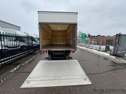 FUSO Canter 7C18 Koffer mit Ladebordwand *Klima*