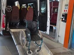 MERCEDES-BENZ 8 Sprinter Lord Light 22 Sitzer Vorlauffahrzeug