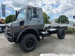 Mercedes-Benz Hochgeländegängig U4023