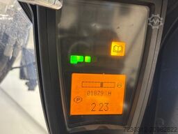 Starlett Starlett Starlett