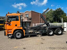 MAN 26.400 TGA Abroller 6x4 Winterdienst