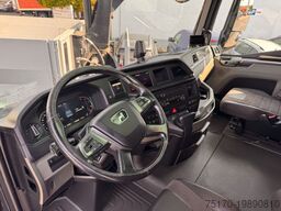MAN TGX 33.640 6x4 BL Palfinger Q150Z96