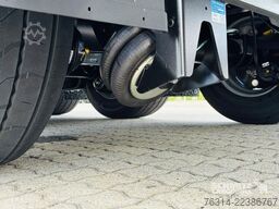 Schmitz Cargobull Curtainsider Mega Getränke