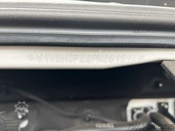 Mercedes-Benz Sprinter 515 1.9 CDI / 126 dkm / Box 4.4 mtr / ...