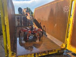  CONTAINER SCARRABILE USATO A CIELO APERTO CON GRU