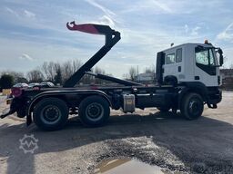 IVECO IVECO TRAKKER 360 SCARRABILE 6X4