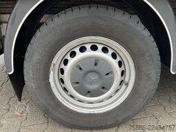 Mercedes-Benz Sprinter 316 2.2 CDI / Box / Loadlift / Air-Sus...