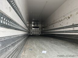 SOR Iberica SOR-S3E / Carrier Vector 1550 / Frigo / Loadlif...