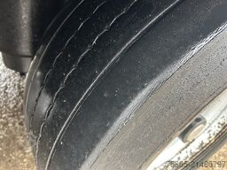 Kögel / SOR Iberica-S3E / Carrier Vector 1550 / Kuhl ...