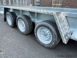 Variant 3520 M5 | MAXI LOAD | TRIDEM 460X198CM 3500KG BAUMASCHINENANHÄNGER | RAMPE
