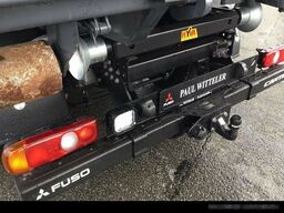 FUSO Canter 7C18 Hyva-Abrollkipper mit Container