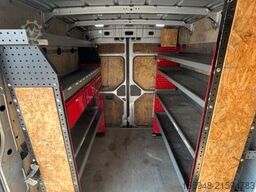 VOLKSWAGEN Crafter Kasten inkl. Regalsystem