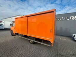 MERCEDES-BENZ 816 D VARIO Koffer *Ahk*