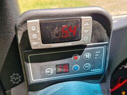 MERCEDES-BENZ 515 Sprinter 22 Schlafsessel Lagerfahrzeug Stock