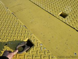 Nooteboom OSDS-58-04/ 4 AXLE / HYDRAULIC RAMPS