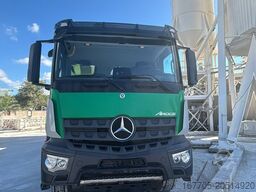 Mercedes-Benz Arocs 3246